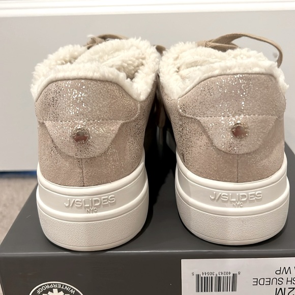 NWOT J/SLIDES Ninka Gold Metallic Waterproof Sneaker - Picture 5 of 12